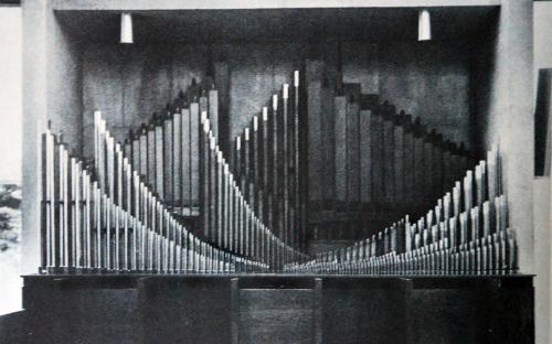 Organ 1966 Unitarian Univarsalists Church