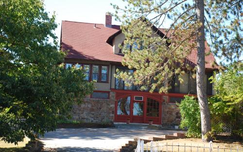 Rear view of 435 No. Main now 50 Union St. 
