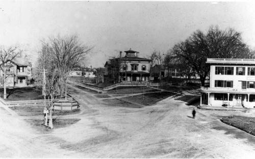 Elm Sq. c. 1880 Tyer home in background on High St.