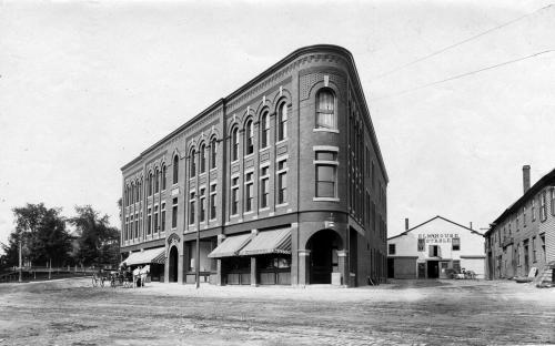 Musgrove Building & Post Office Ave 1895