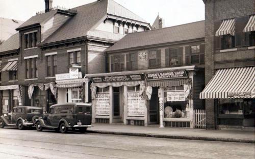 44-46 Main St 1935 - Soehrens barbershop