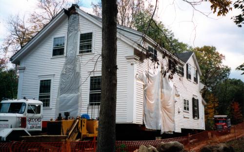 1924 House move Oct. 2001 - rear